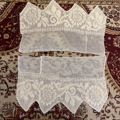 Handmade lace like new, two large pieces 65x40