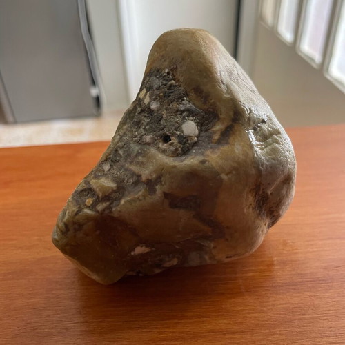 Multicolored quartz new with iron patterns
