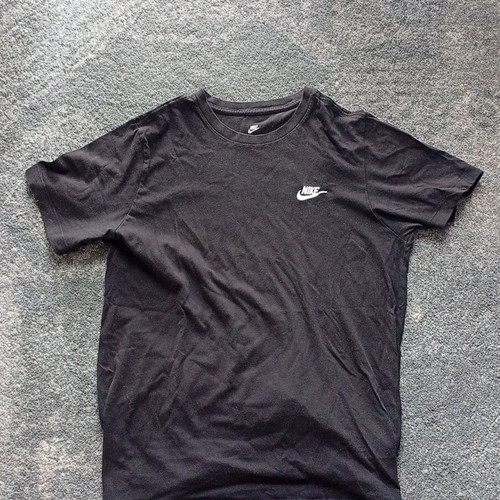 Total Black Clothes Pack like new with Hoodrich sweatpants, Under Armour, Nike tee