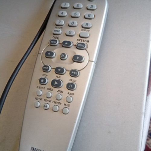 DVD player used with remote control
