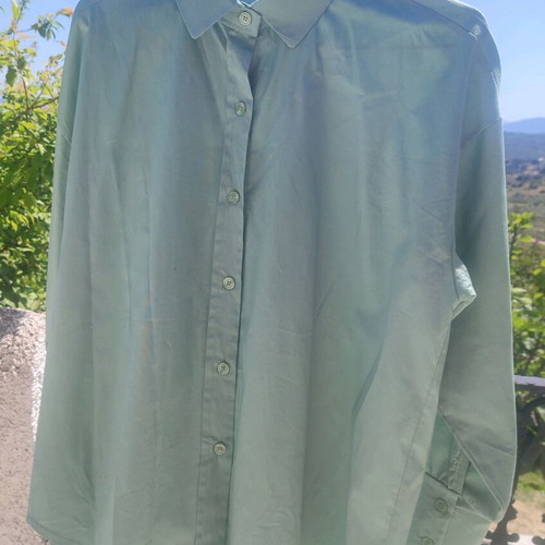 Women's long-sleeve shirt new, mint color, one size