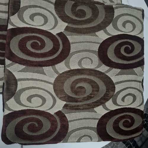 Decorative pillow covers set of 2 like new, retro modern design 50x50