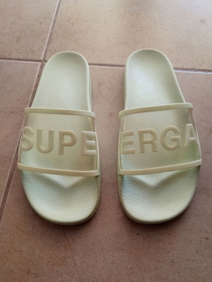 Παντόφλες παραλίας Superga πλαστικές, νούμερο 38, σαν καινούργιες