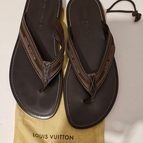 Louis Vuitton men's brown flip-flops – Size 43 – Unworn with box & case