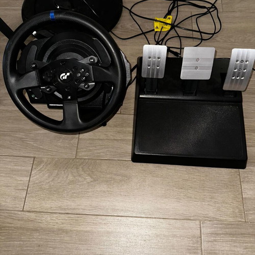 Thrustmaster T300 RS GT Edition racing wheel like new