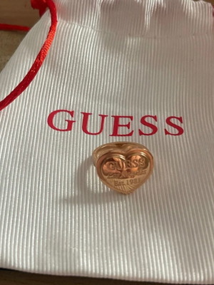 Пръстен GUESS