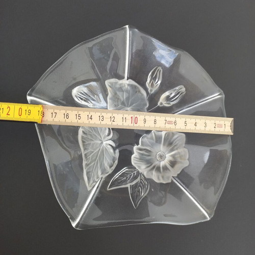Set of 2 vintage embossed glass platters - ortnervieres like new