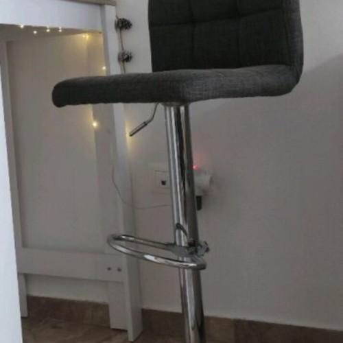 Bar stool grey swivel 180° adjustable height used