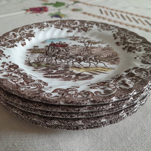 Johnson Bros porcelain collectible plates, set of 5, like new