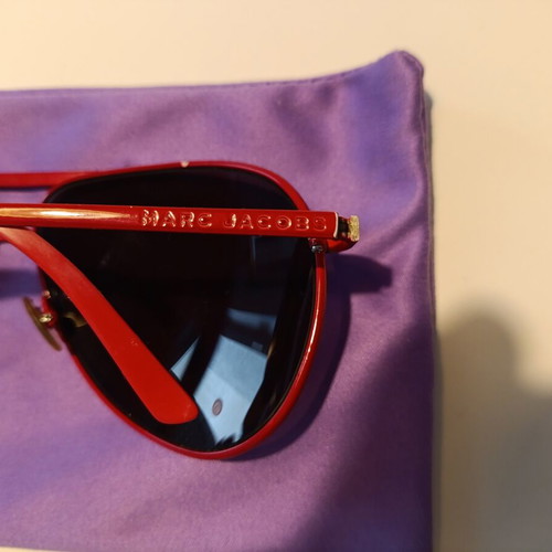 Marc Jacobs sunglasses, red frame, black lenses, UV protection