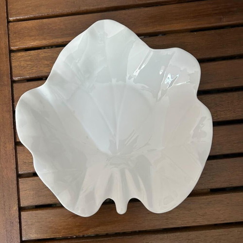 Decorative platter white like new