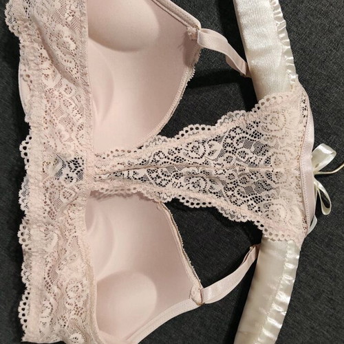 Bra new with super padding 75B pink athletic back and lace