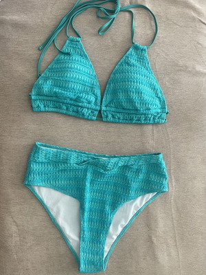 Turquoise textured bikini set size L new without tags