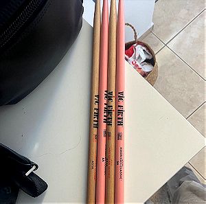 drum sticks & pad