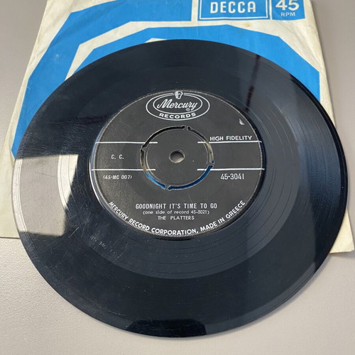 The Platters 45 RPM record used, 70s pop