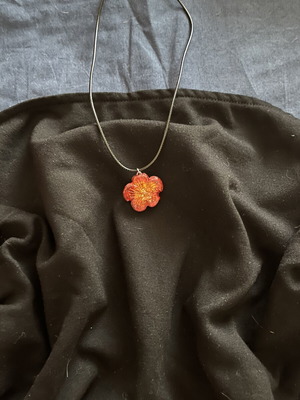Red flower necklace, handmade from scratch