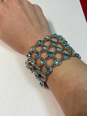 Bracelet like new, turquoise and silver