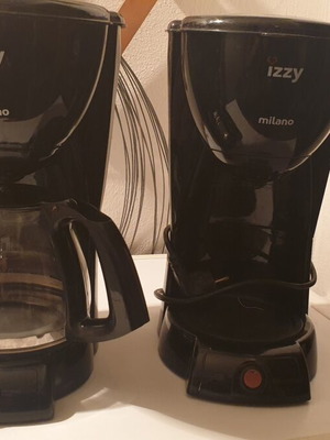 Izzy Milano Coffee Makers used, set of 2, 1000w, 12 cups