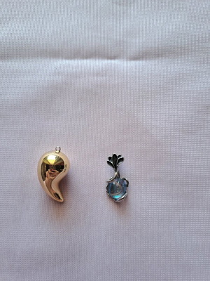 Stainless steel charms new, set of 2, gold and silver