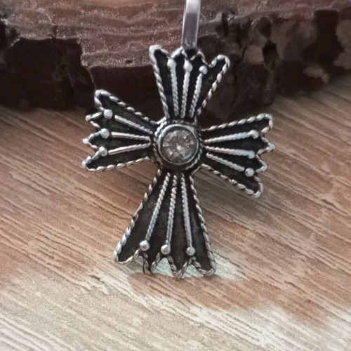 Silver cross 925 with zircon like new