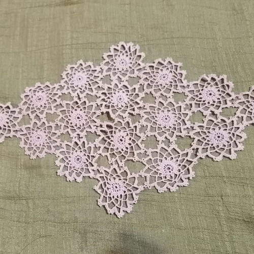 Crochet square like new, table mat 26x15 cm