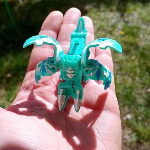 Bakugan figure and gift pieces Bakugan Gundalian Invaders Dragonoid Colossus 2010