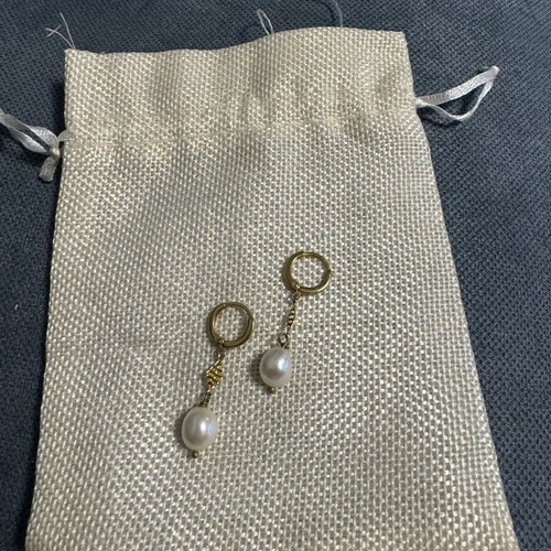 Pearl drop earrings gold color new
