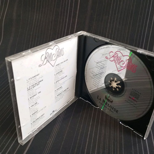 Love songs CD like new, pop