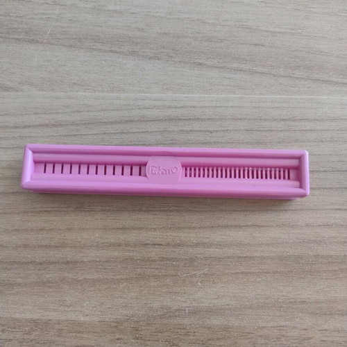 Plastic tool for separating wrapping tape like new, two sizes