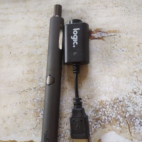 Logic Pro device like new with 2 capsules gift