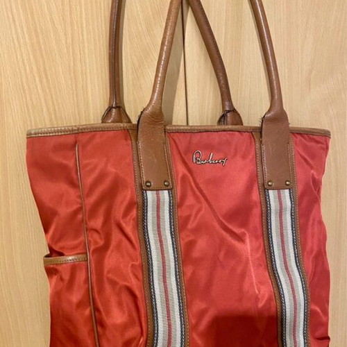 Burberry large bag like new