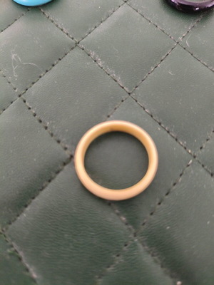 Bone ring beige like new