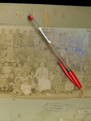 Old school class photos used, Thebes early 20th century