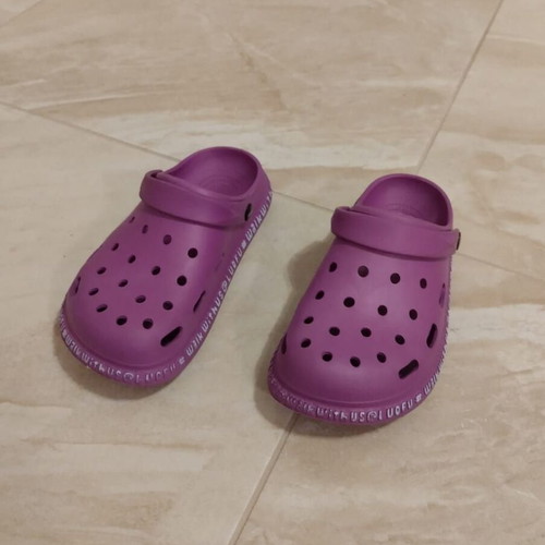Παιδικά Crocs σαμπό σε μωβ, 21 εκ.