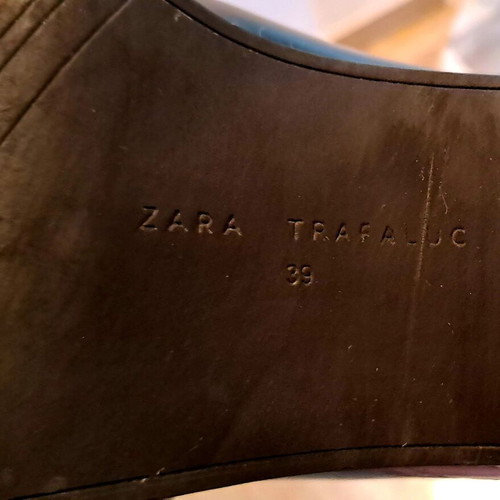Zara black ankle boots like new, size 39, PU material