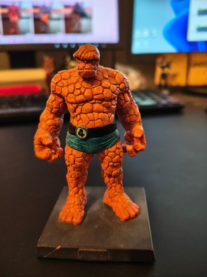 Eaglemoss Marvel Classic the Thing like new with Greek magazine