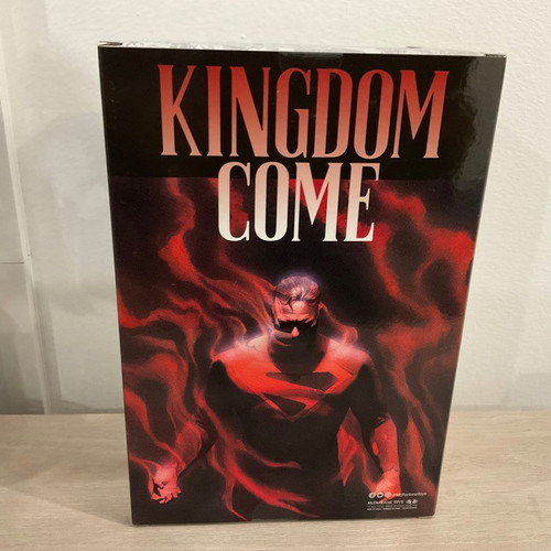Superman Kingdom new sealed figure