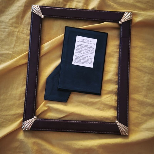 Photo frame 30x24 with leatherette and velvet stand like new