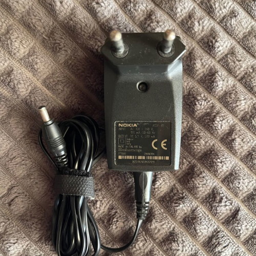 Nokia charger original like new