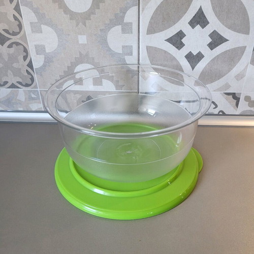 Tupperware Serving Bowl 1.1L new