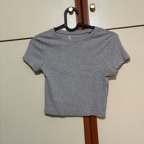 FSBN Sister Grey Ribbed Crop Top size S like new