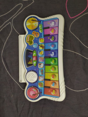 Children's plastic piano toy not working