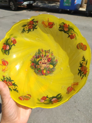 Vintage glass Easter decoration like new
