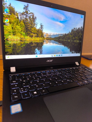 Acer TravelMate X314-51-M 14" i5 8ης γενιάς 8GB RAM 256GB SSD σαν καινούργιο