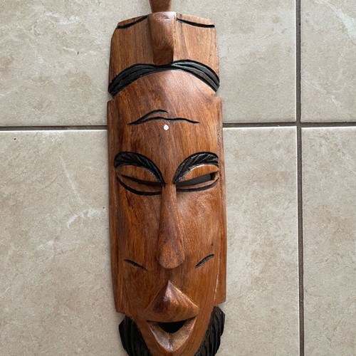 Handmade mask like new