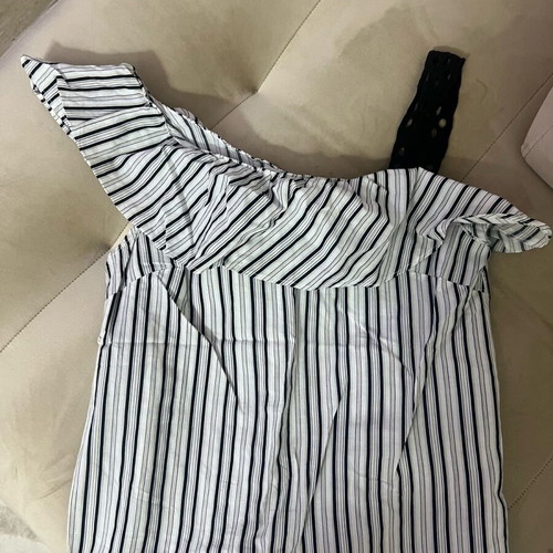 Women's top like new, size S, black and beige