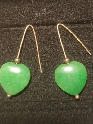 Vintage handmade earrings with green aventurine heart