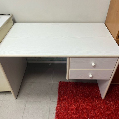 Neoset Desk with Drawers like new