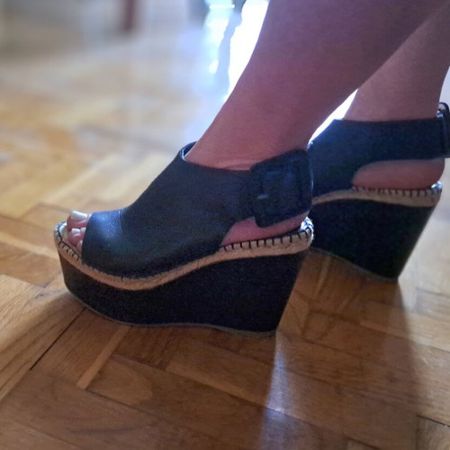 Paloma Barceló Palomitas leather platform sandals size 37 like new