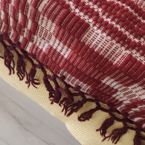 Vintage handmade wool blanket 204 x 153 cm, like new